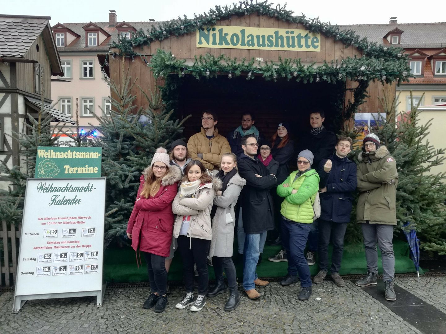 Bayuna auf dem Weihnachtsmarkt